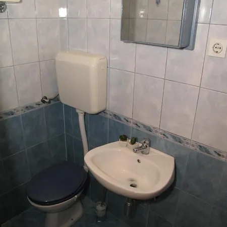 Διαμέρισμα Ana Τρογκίρ