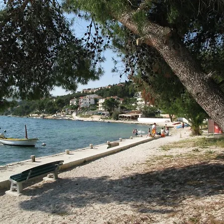 Ana Apartman