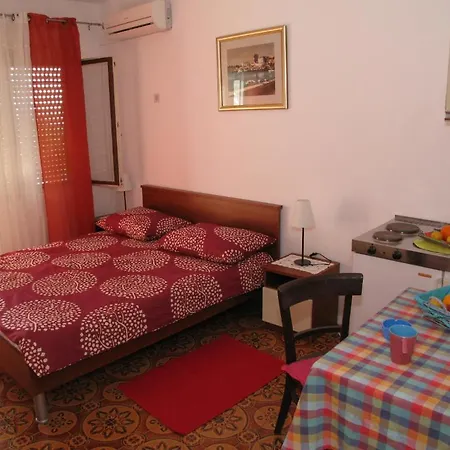 Ana Apartman Trogir