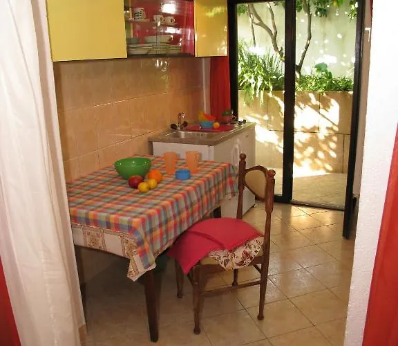 아파트 Ana 트로기르